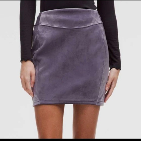 Lululemon Scuba High Rise Mini Skirt Velvet Size Large - Picture 2 of 7